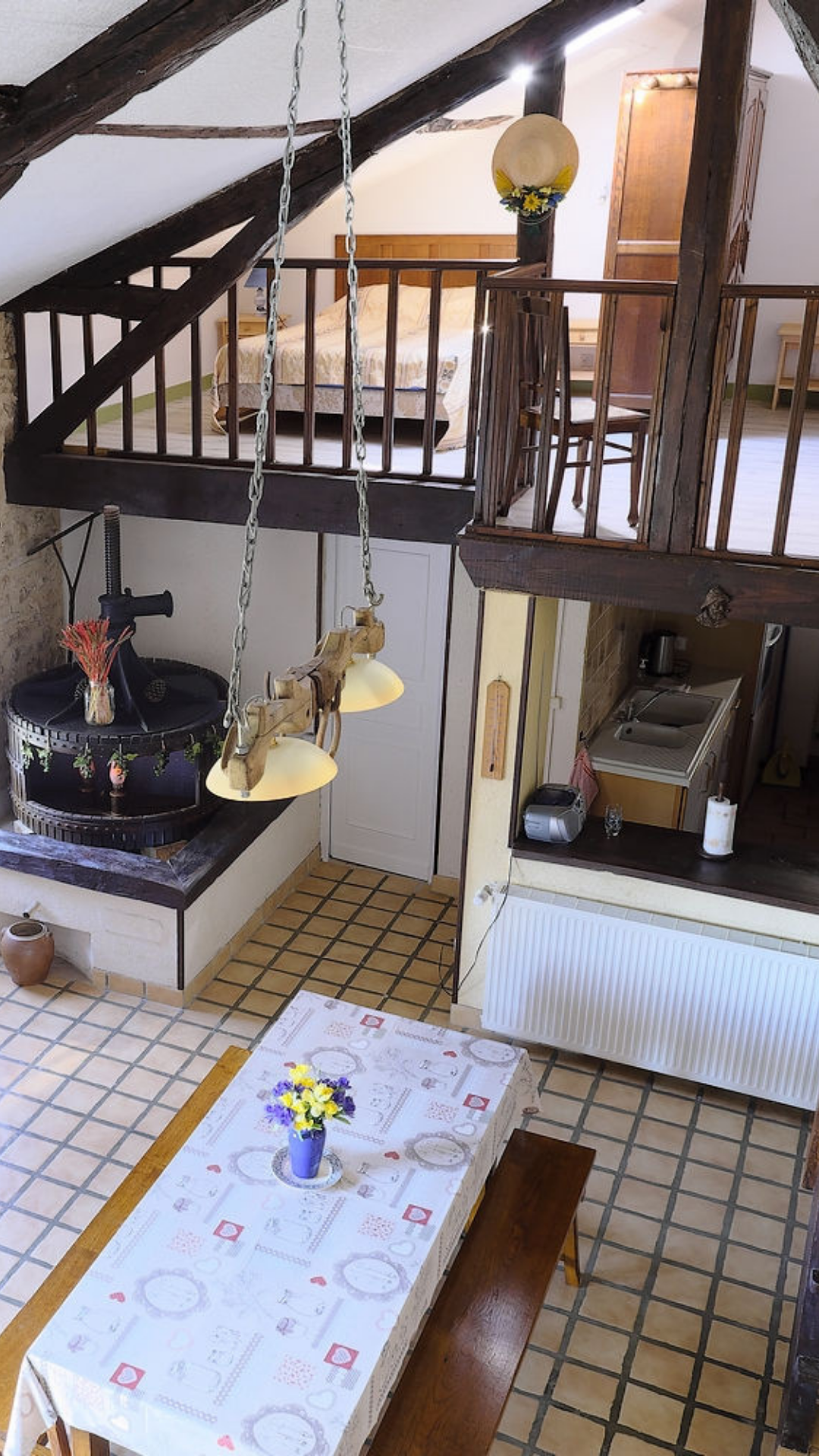 alt=Maison de vacances avec piscine en Dordogne, idéale pour familles : gîte avec charme et nature à Cubjac